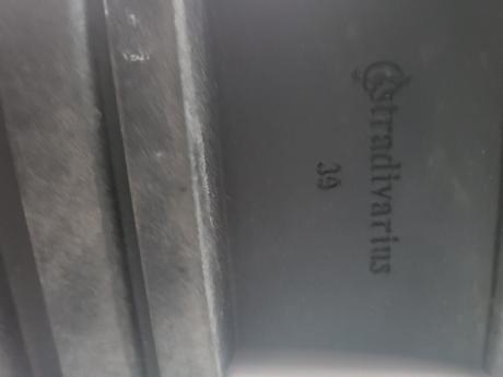 Stradivarius elasticke čižmy, stradivarius,39