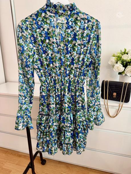 Nádherné talianske šaty extyn italia, s