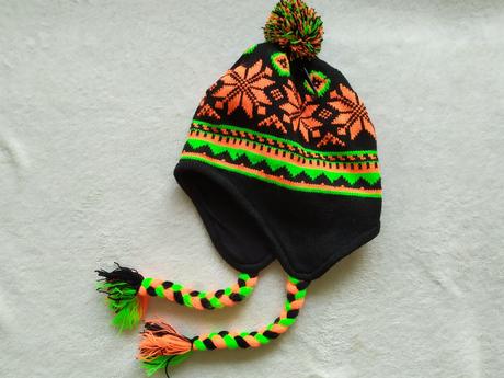 Čiapka obvod cca 44-50cm, 104