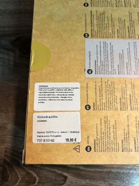 Elou - korkove auticko,