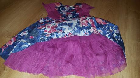 Pekné šatky na 9-12 mes., miniclub,80