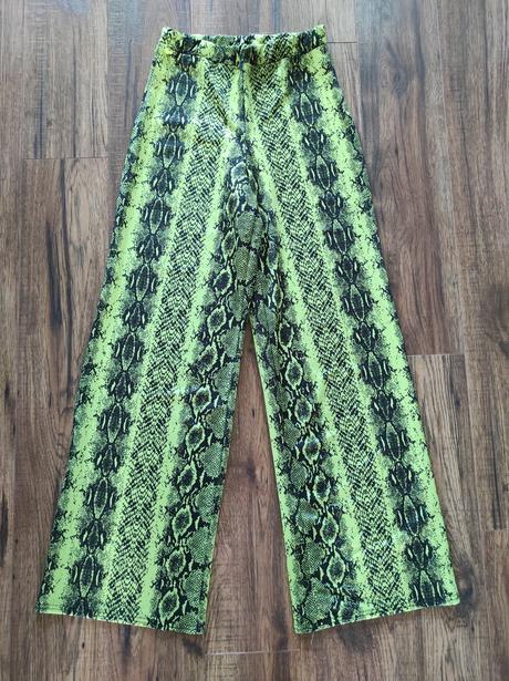 Široké nohavice, 38