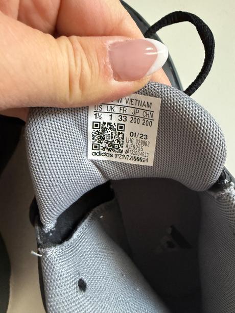 Adidas tenisky 33, adidas,33