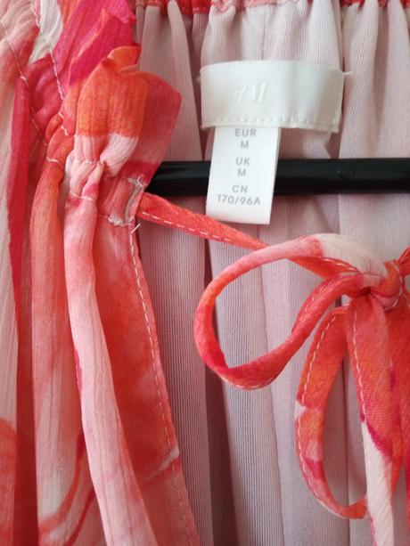 Štýlové kvetované šaty., h&m,m