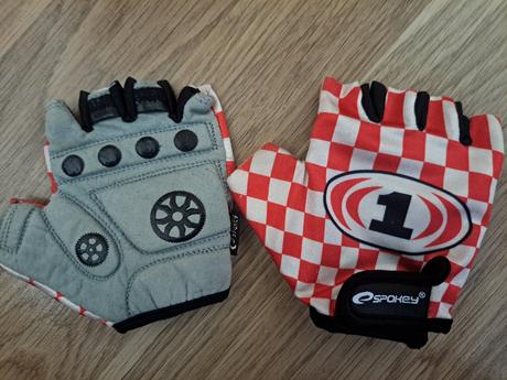 Rukavice na bicykel, 122