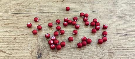 Metalické korálky  - vínovo červené 10,8,6 mm, 