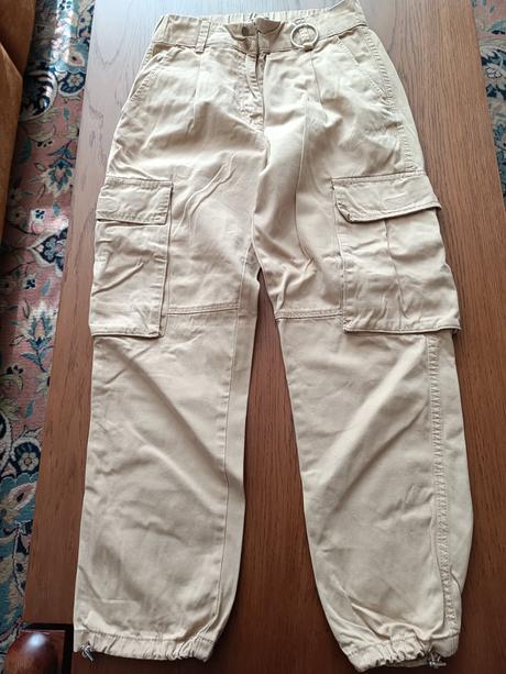 Nohavice kapsáče, bershka,36