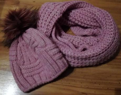 Pletená súprava zn. goliat, s