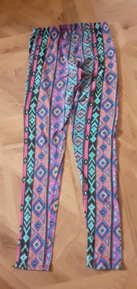 Vzorované legíny, gate,m