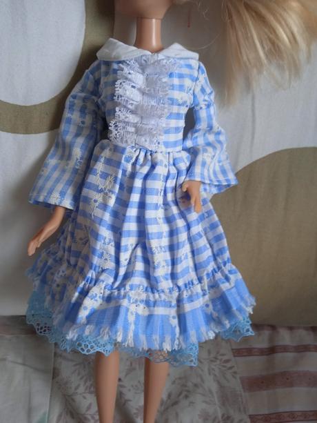 Šaty babika barbie,