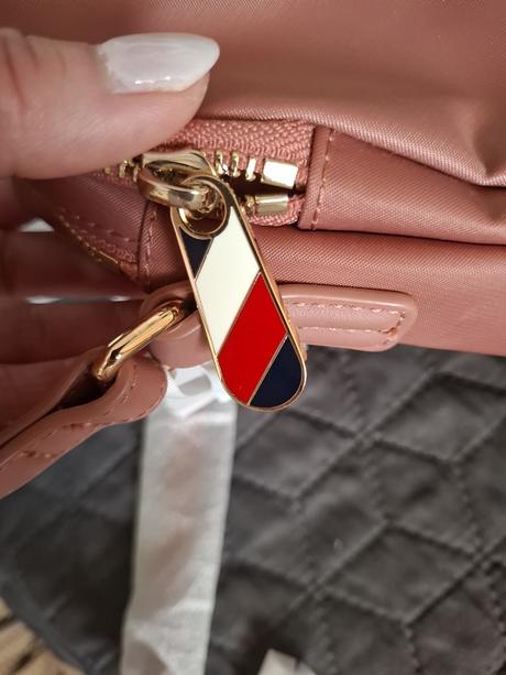 Kabelka zn.tommy hilfiger, tommy hilfiger