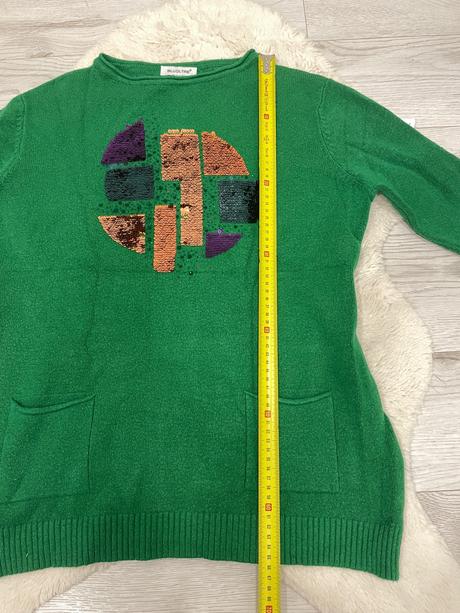 Zelený sveter s flitrami, m
