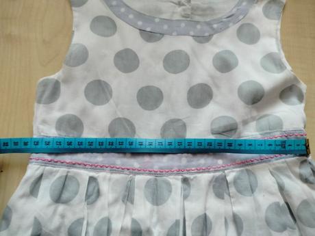 Šatočky - sivé bodky, cherokee,116