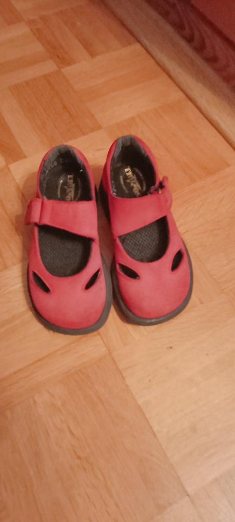 Elegantné topánočky, 24