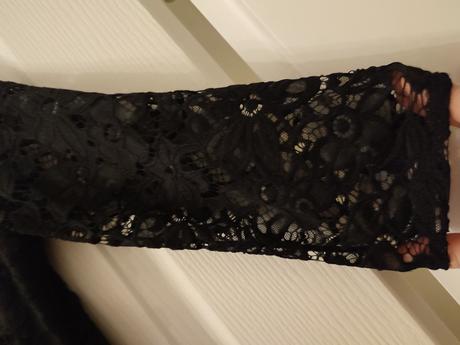 Čipkovaný crop top, 40