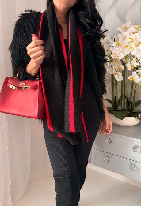 Fendi - kvalitný šál, 