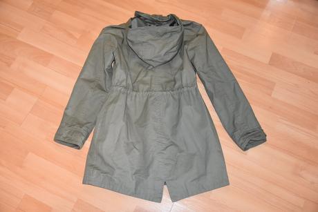 Prechodná bunda pre slečnu, 146