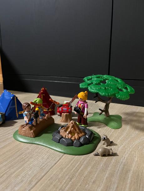 Playmobil camping site model 6888, 
