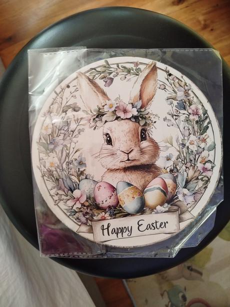 Drevená dekorácia na veľkú noc, 