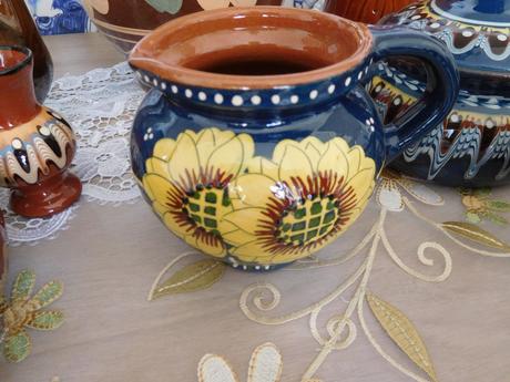 Keramika  farebná rozna, 