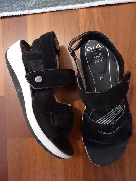 Kožené sandále na suchý zips, ara,39