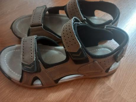 Sandálky, 36