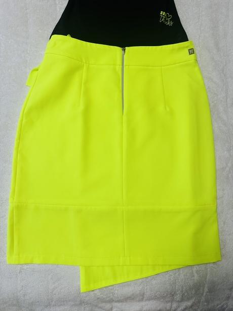 Súprava croptop a sukňa neónovej farby zn. magenta, m