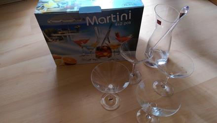 Martini  4ks poháre+karafa s miesadlom_nepouzivane, 