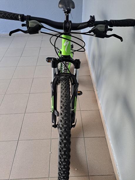 Bicykel xs, specialized,26