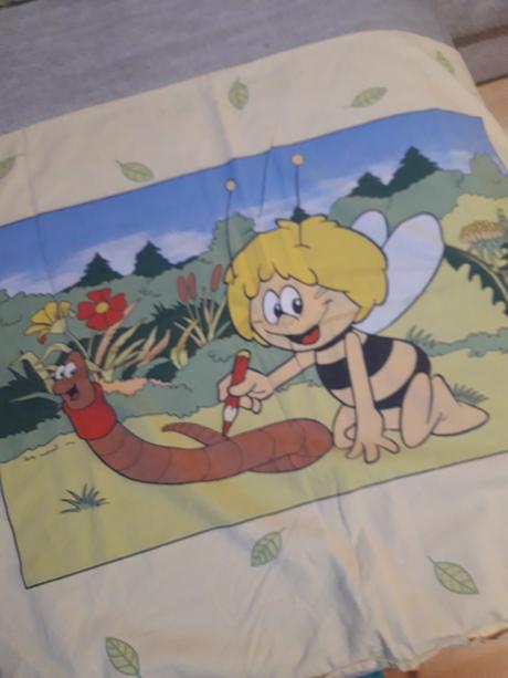 Posteĺné prádlo včielka maja,