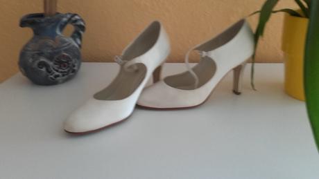 Spolocenske saty, m
