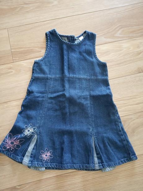 Riflove šatičky, 104