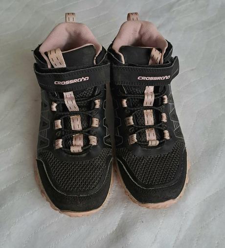 Členkové tenisky 35, 35