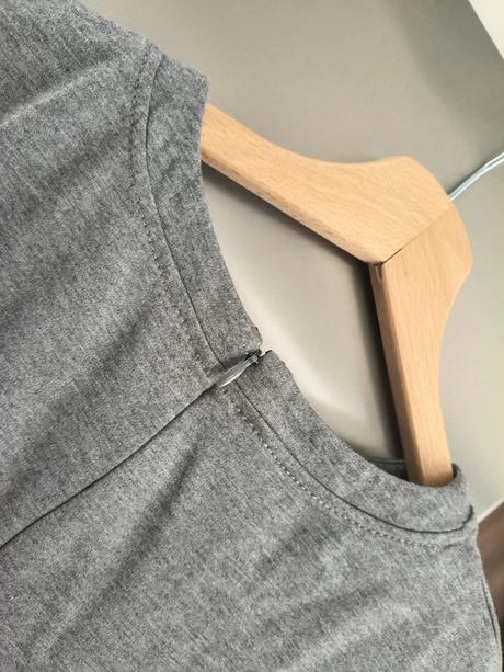 Uniqlo športové jednoduché šaty s vreckami m, m