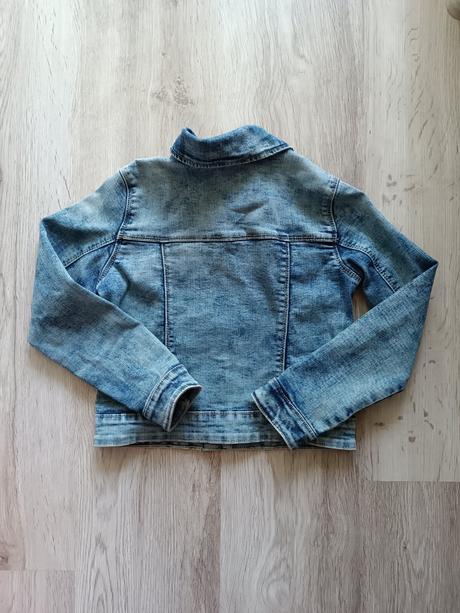 Rifľová bunda, tu,122