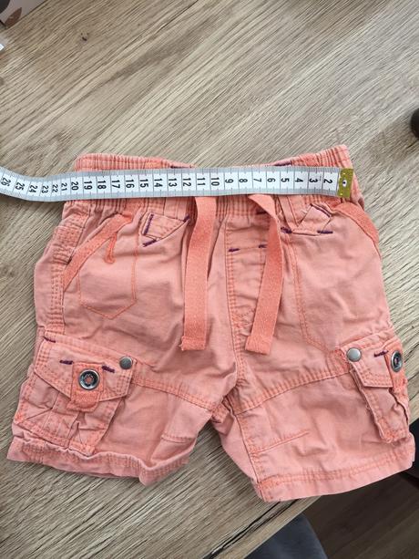 Dievčenské kraťasy, next,104