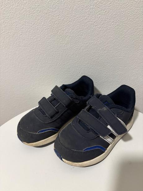 Chlapčenské tenisky, adidas,25