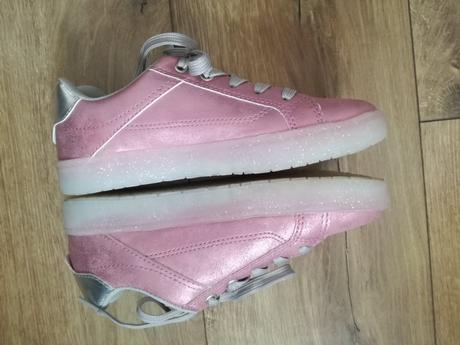 Tenisky - top stav, pepperts,33