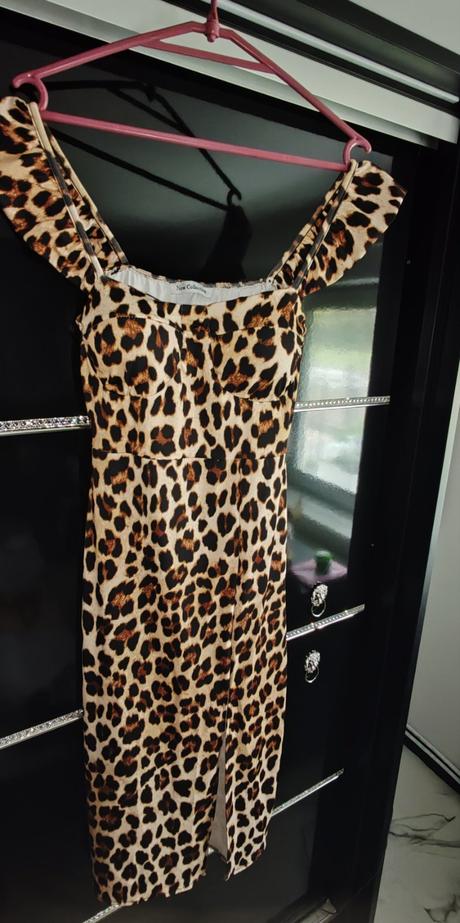 Saty leo a rozparkom,