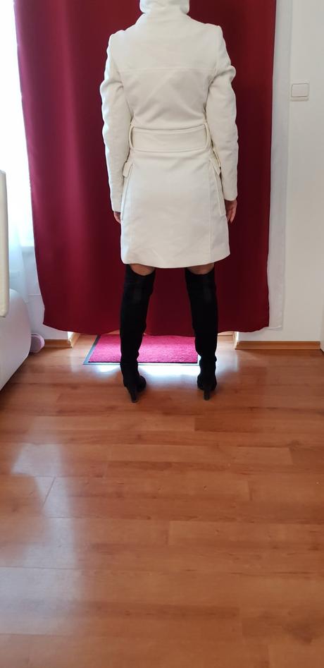 Biely kabát, 34