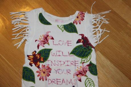 Tričko so strapcami, 140