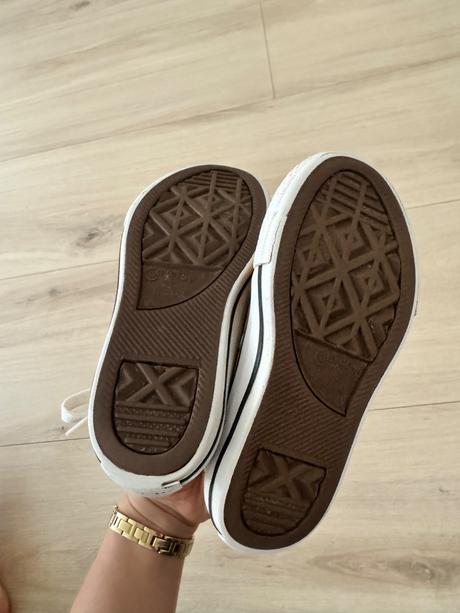 Converse, converse,27