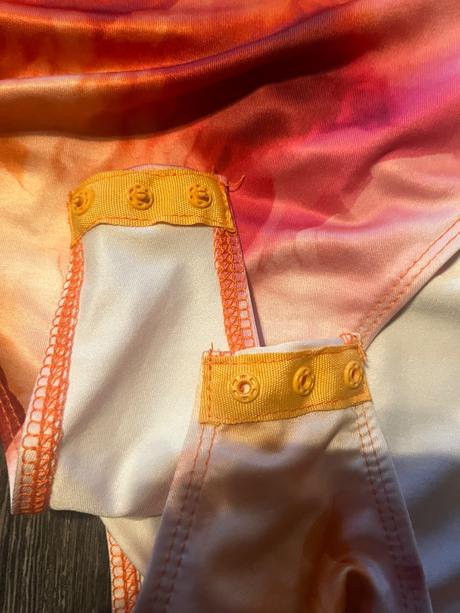 Body farebne oranzove ruzove letne damske, s
