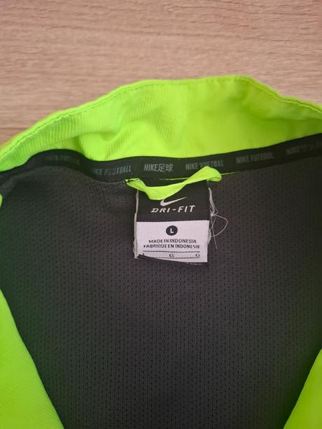Prechodná bunda, nike,l