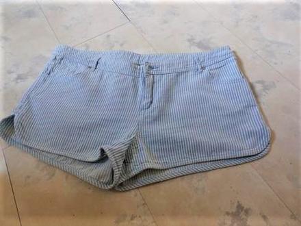 Perfektné kraťasy, l