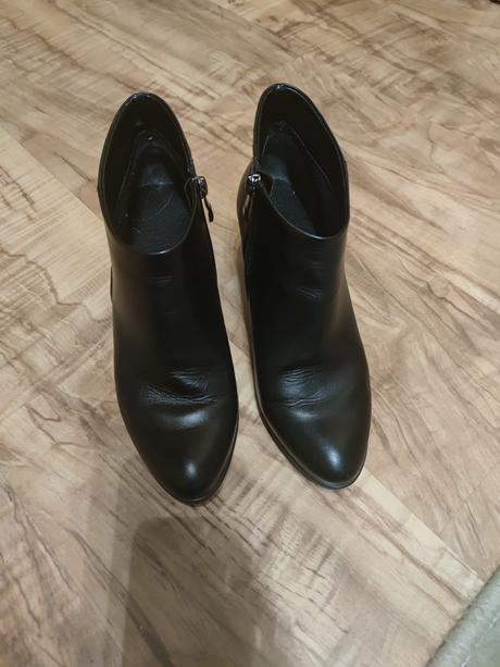 Kvalitné kožené čižmičky veľkosť 38, 38