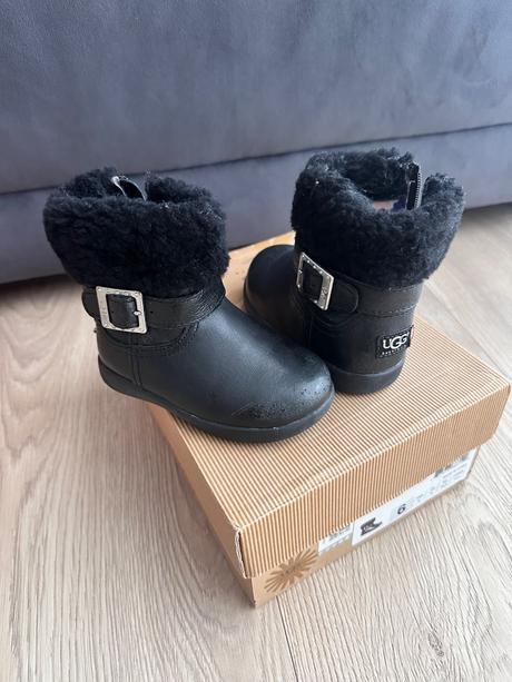 Čižmy ugg, ugg,22