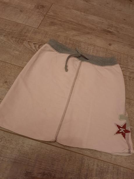 Športová suknička, kenvelo,122
