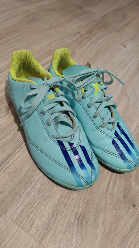 Halovky, adidas,34