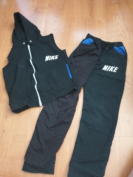 Vesta a teplaky nike c.128, nike,128